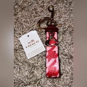 NWT!!  Coach Loop Bag Charm With Houndstooth Print